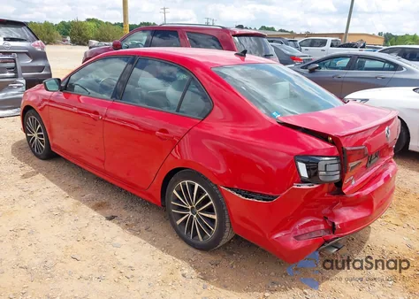 2016 Volkswagen Jetta 1.8T Sport from USA, damaged, VIN 3VWD17AJXGM397980